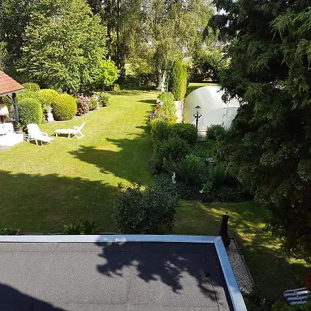 Mooie Tuin In בית אירוח *
