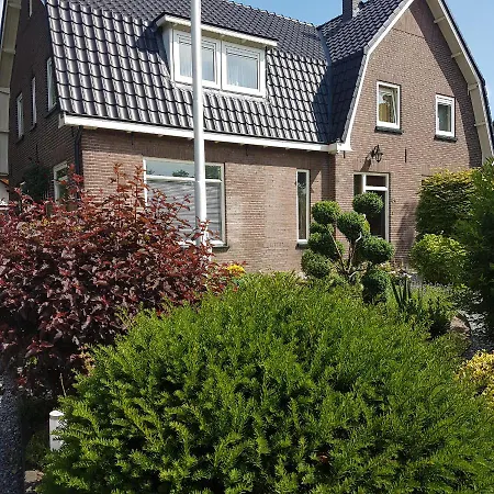 Mooie Tuin In בית אירוח Twello